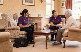 Tracheostomy Care – Homepage Service Revive Rise care team supporting an older adult at home